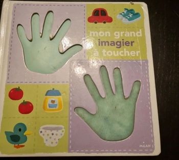 Livre " mon grand imagier à toucher" milan