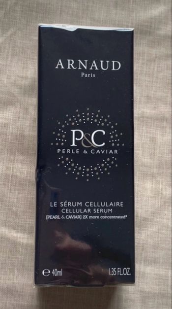 Sérum, cellulaires, perles et caviar de chez Arnaud