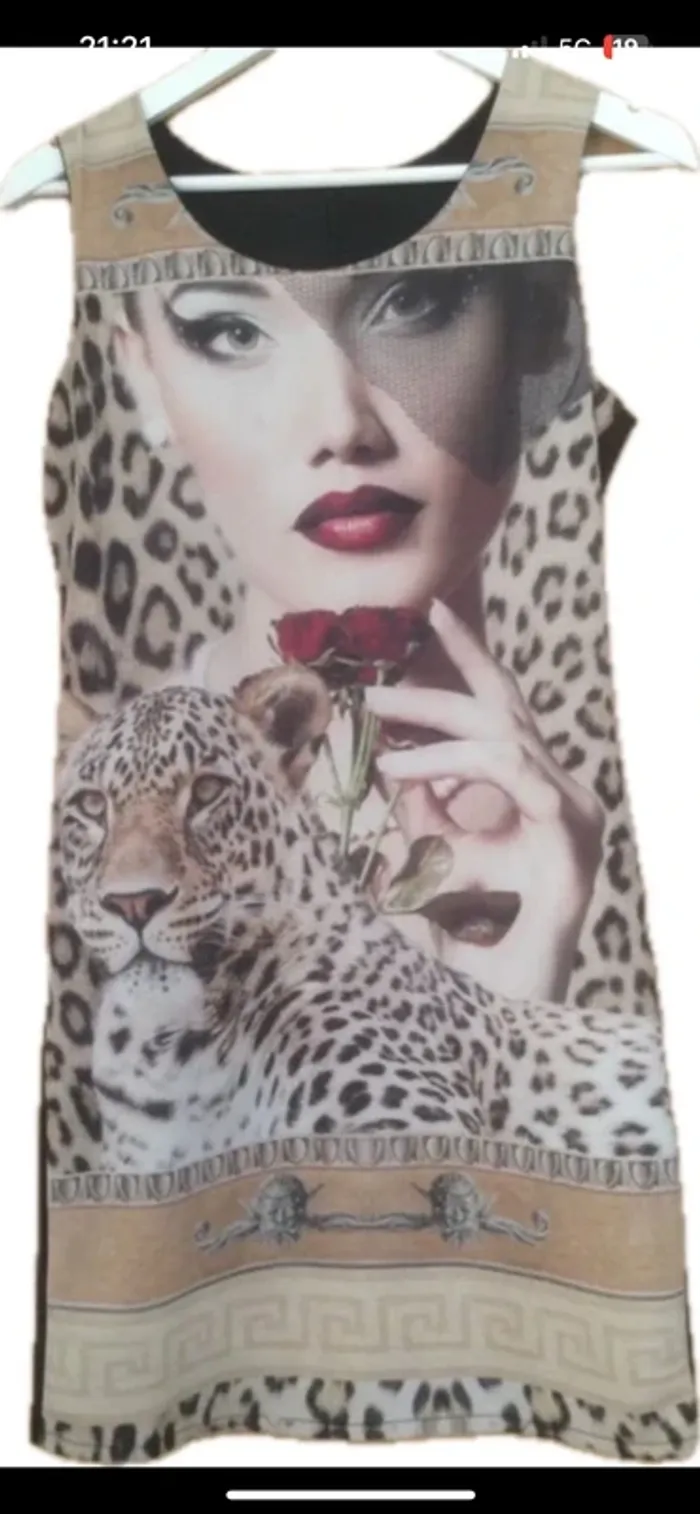 Robe visage femme originale 38/40 - photo numéro 6