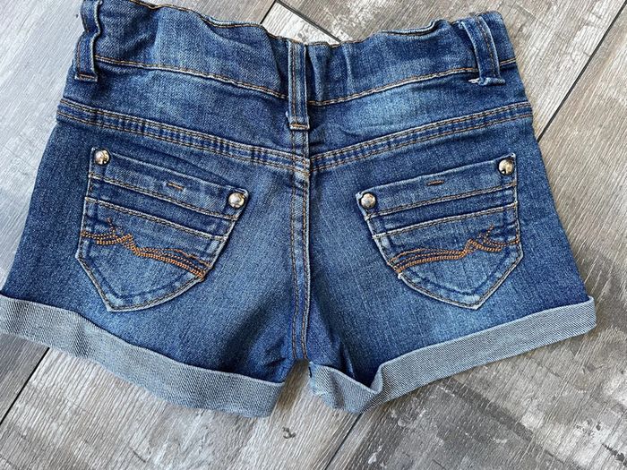 Short Jeans