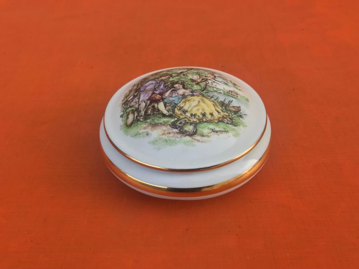 Bonbonnière / Boite à bijoux  Porcelaine d' Art   Laurent Freyry Limoges France - photo numéro 2