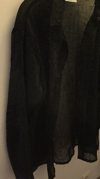 Chemise noire froissée 44