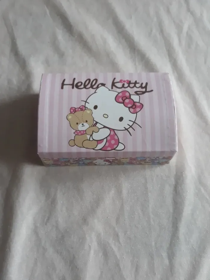 Boite à bijoux hello kitty