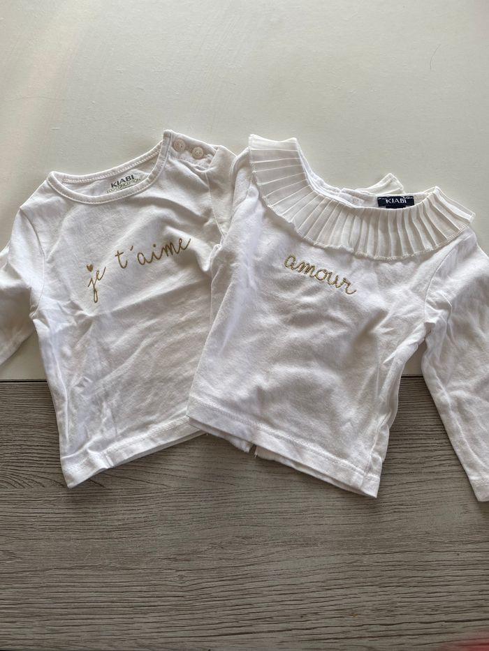 Lot haut fille 1 mois