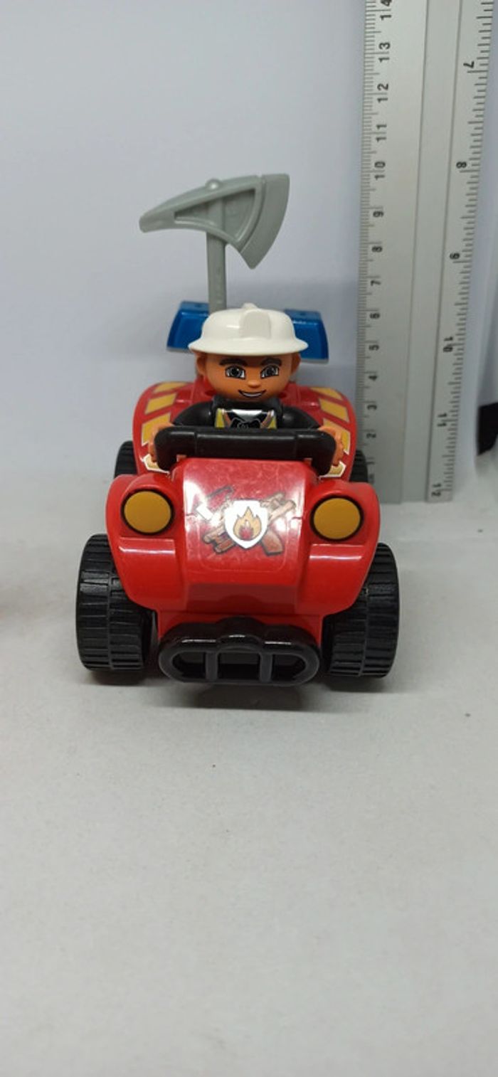 Véhicule quad de pompier lego duplo avec feu - photo numéro 2