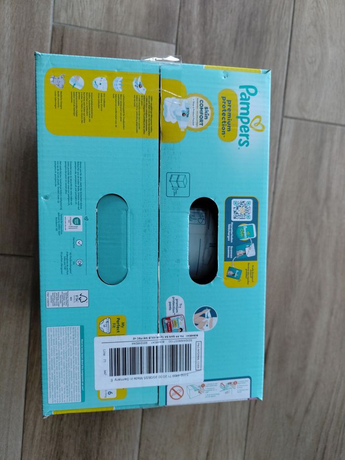 Couches Pampers premium protection Neuves - photo numéro 2