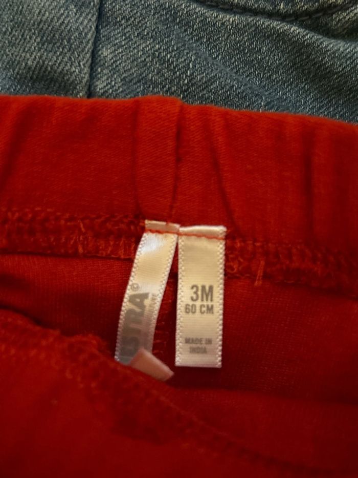 Lot pantalon 3mois - photo numéro 2