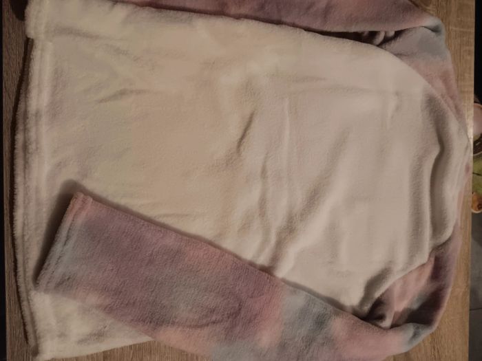 Haut de pyjama licorne 11/12 ans - photo numéro 2