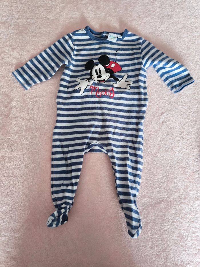 Lot mickey 3 mois - photo numéro 6