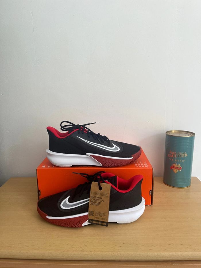 Nike précision 7