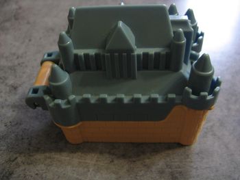 mickey figurine chateau