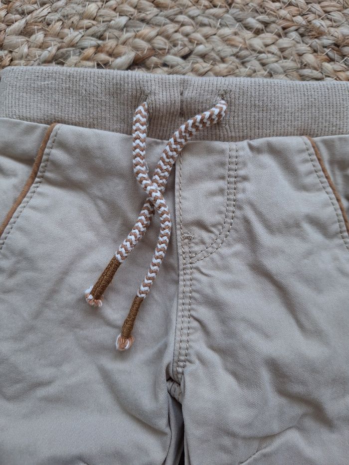 Jogpant coton beige bébé garcon Okaïdi 3 mois 59 cm - photo numéro 2