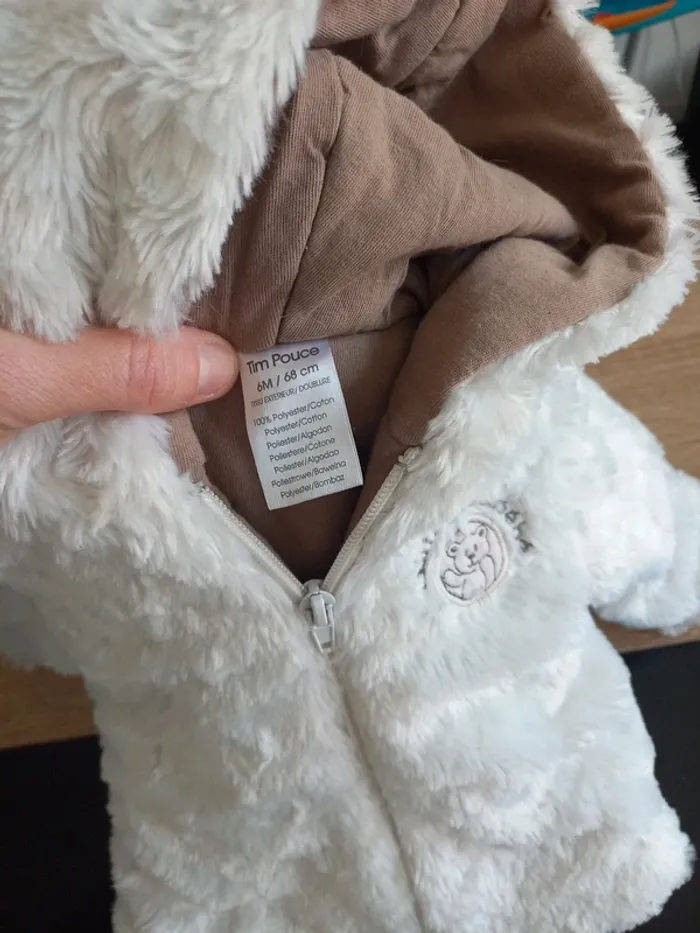 Veste / blouson bébé blanc, doux, 6 mois - photo numéro 2