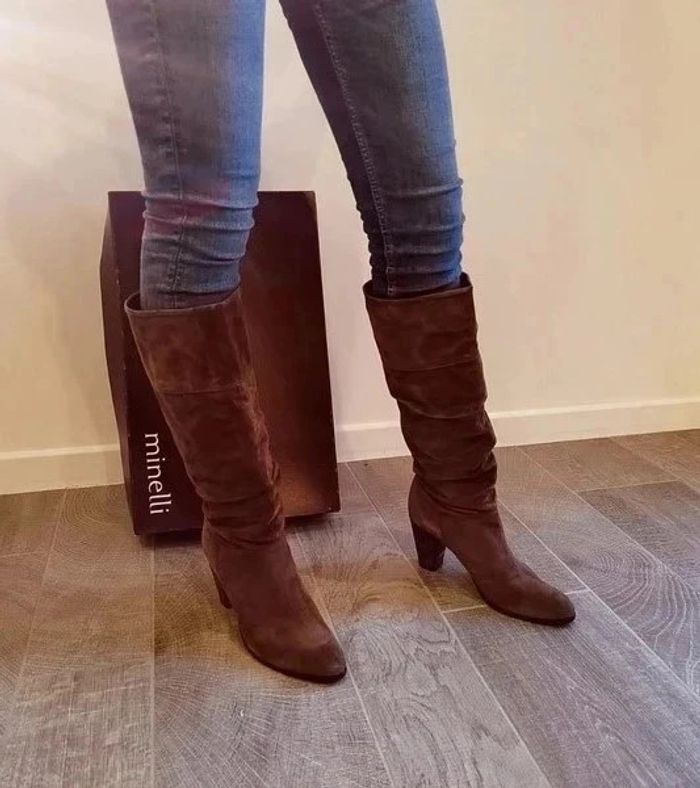 65 € Bottes Minelli taille 40 - photo numéro 2