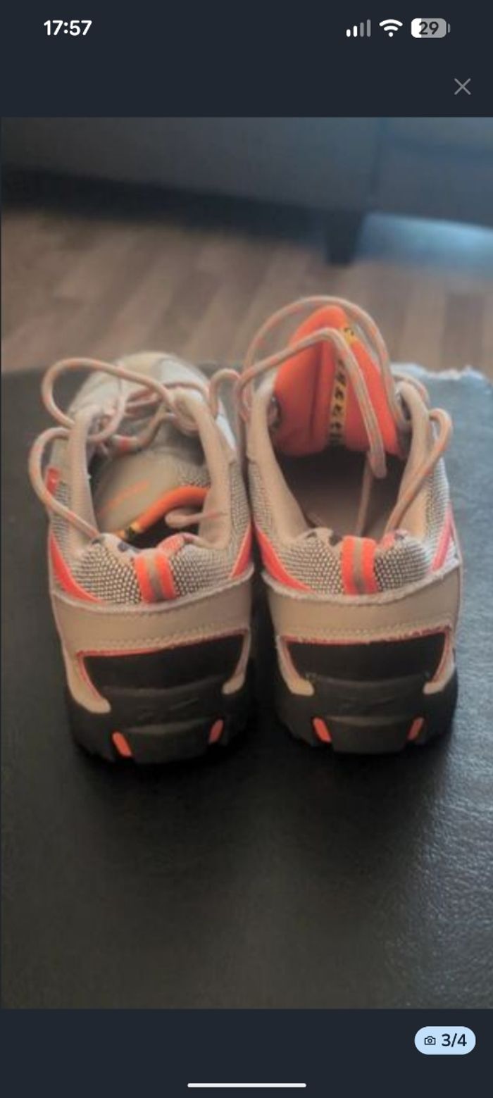 Chaussure de randonnée Reebok taille 35 - photo numéro 3