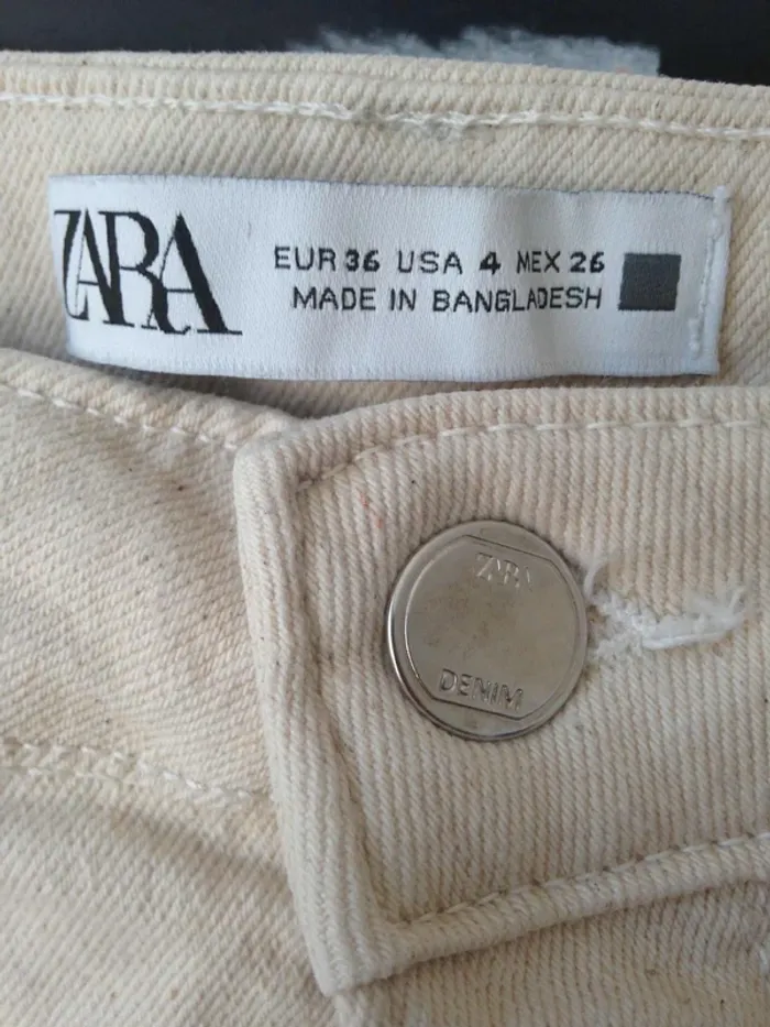 Jean taille haute jambes droites S 36 Zara - photo numéro 7