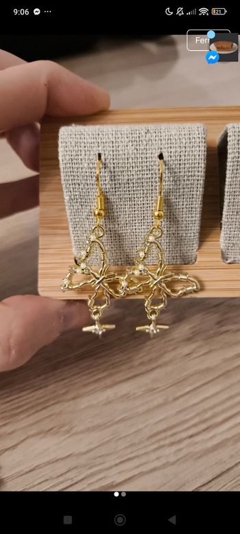 Boucles d'oreilles papillon doré