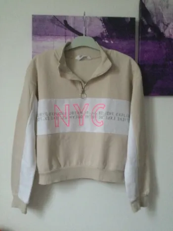 Sweet pull H&M NYC 12-14 ans