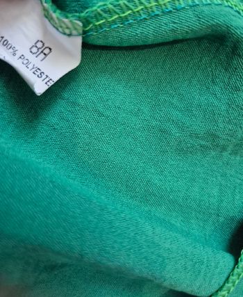 Robe fille manches courte vert émeraude volante taille 8ans