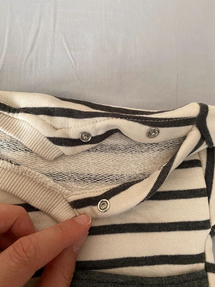 Superbe beau pull à rayures beige Zara taille 4-5 ans - photo numéro 4