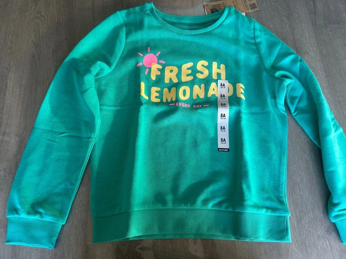 Sweat Kiabi 8 ans neuf avec étiquette