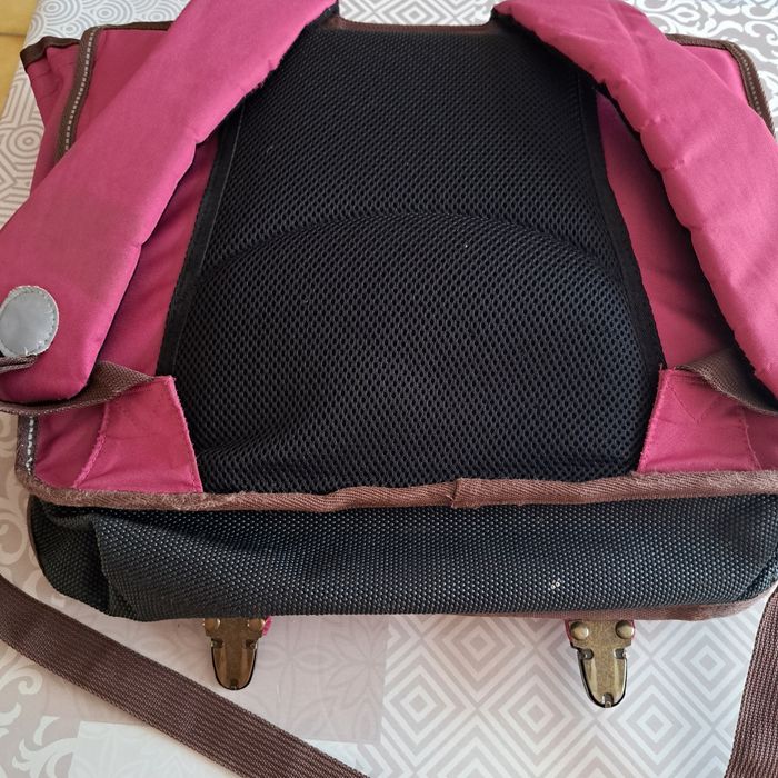 Cartable à motif fleuris très bon état - photo numéro 3