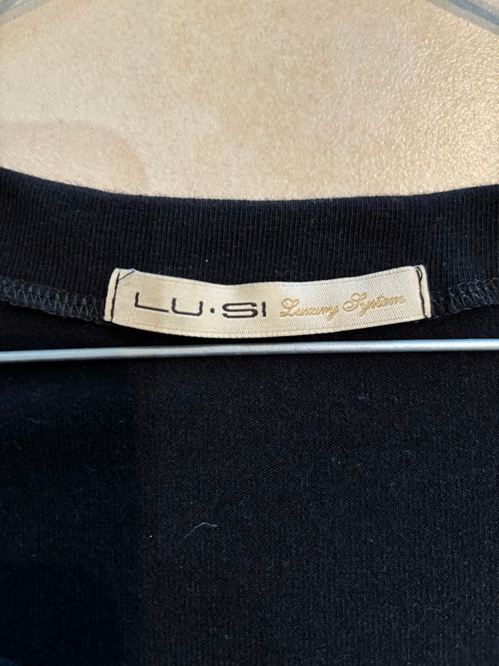 Robe noire - photo numéro 2