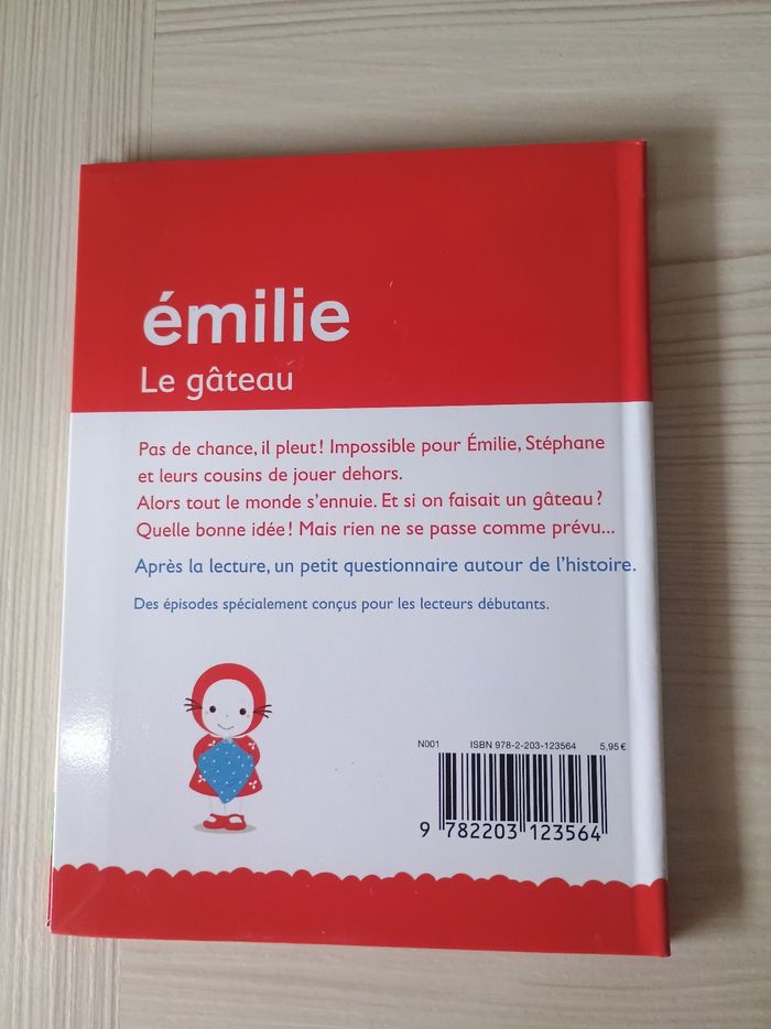 Livre je commence à lire avec Emilie - photo numéro 2
