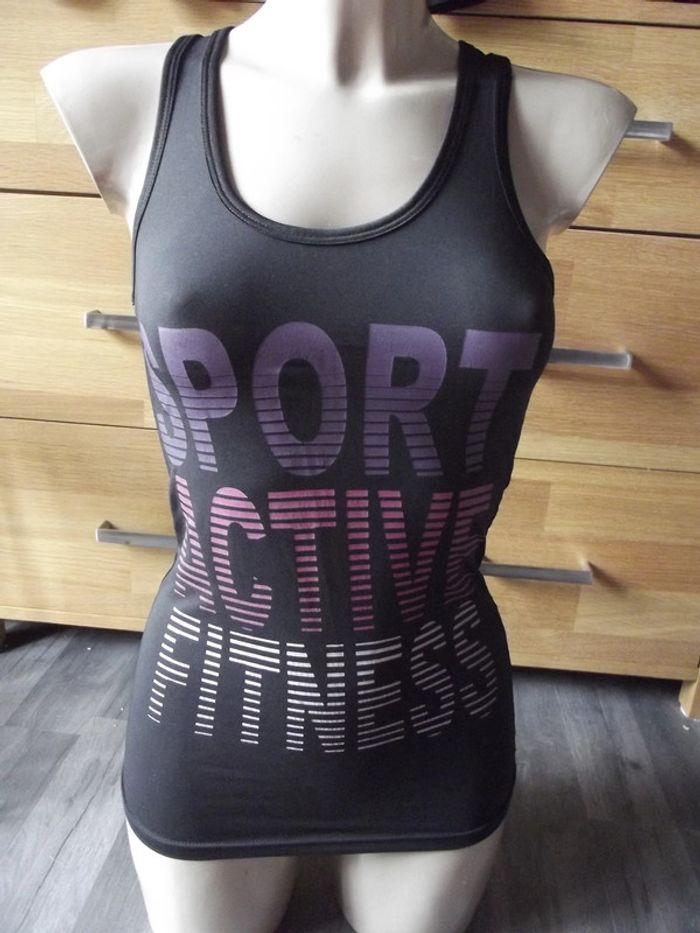 top débardeur taille 1 / 36