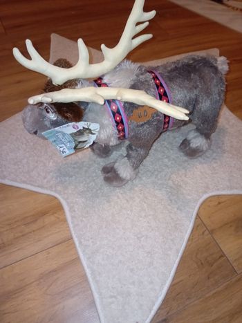 Peluche Disney la reine des neiges Sven