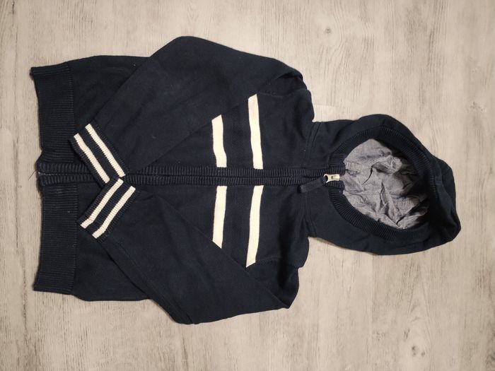 Gilet à capuche 3ans - photo numéro 2
