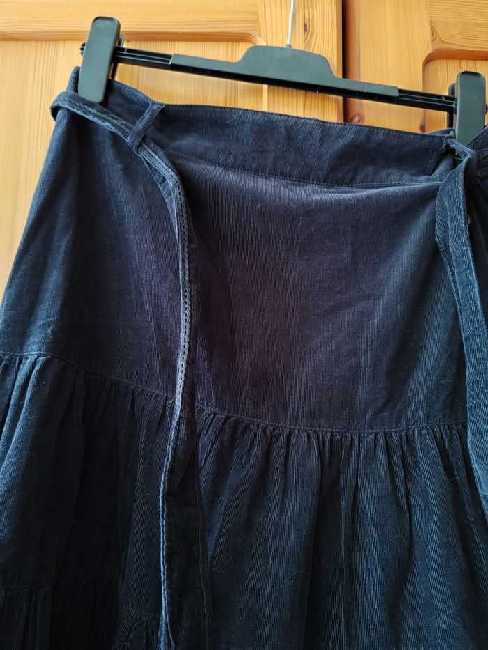 Jupe noire velours - photo numéro 3