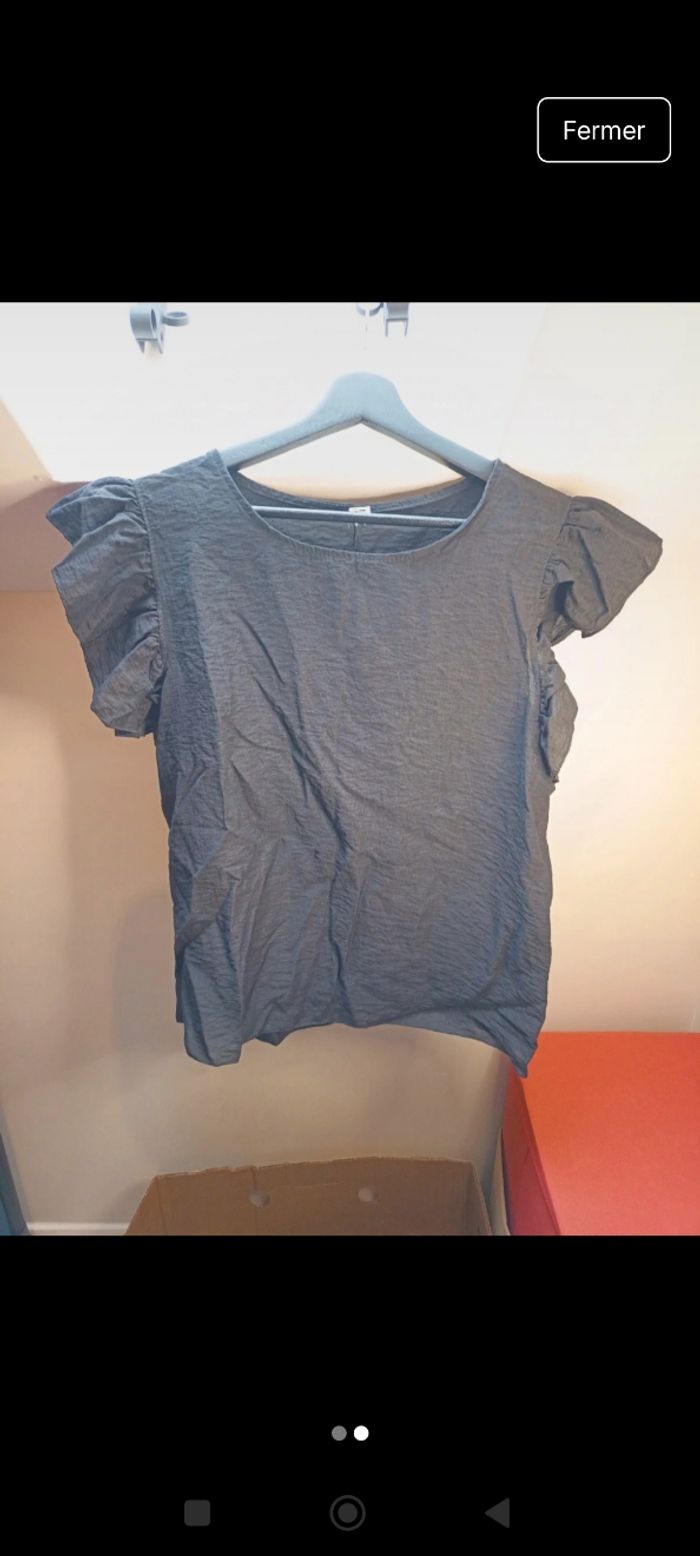 T shirt femme ☘️ - photo numéro 2