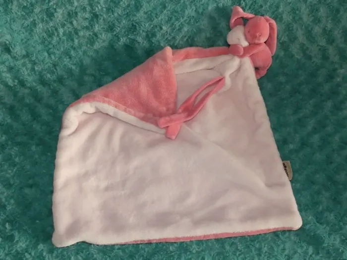 Doudou lapin couverture Nattou rose🐰 très bon état - photo numéro 3
