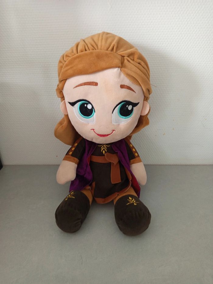Peluche Anna de la reine des neiges w