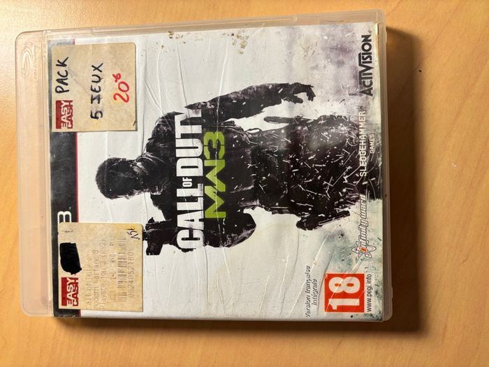 Lot PS3 + jeux et manettes - photo numéro 10
