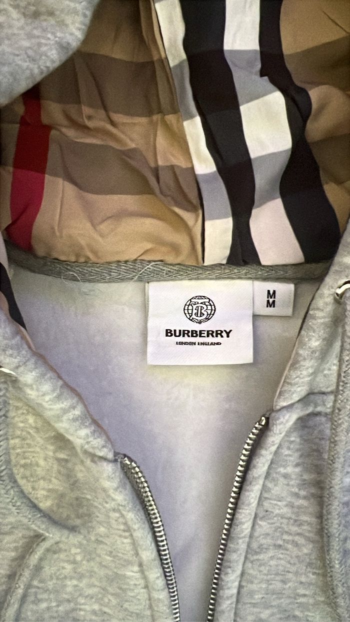 Sweat Burberry - photo numéro 2