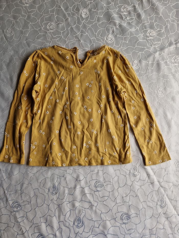 Lot de 4 tee shirts fille 5 ans - photo numéro 3