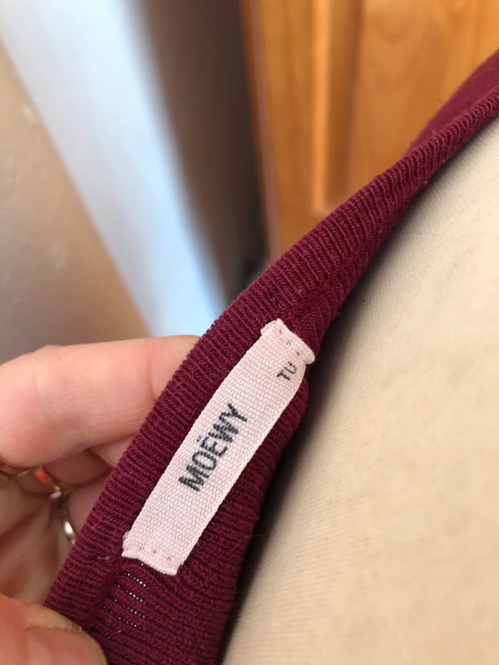 Jolie robe courte bordeaux ML T. 38 avec broderies - photo numéro 7