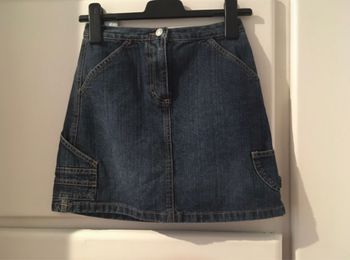 Jupe Benetton taille 32