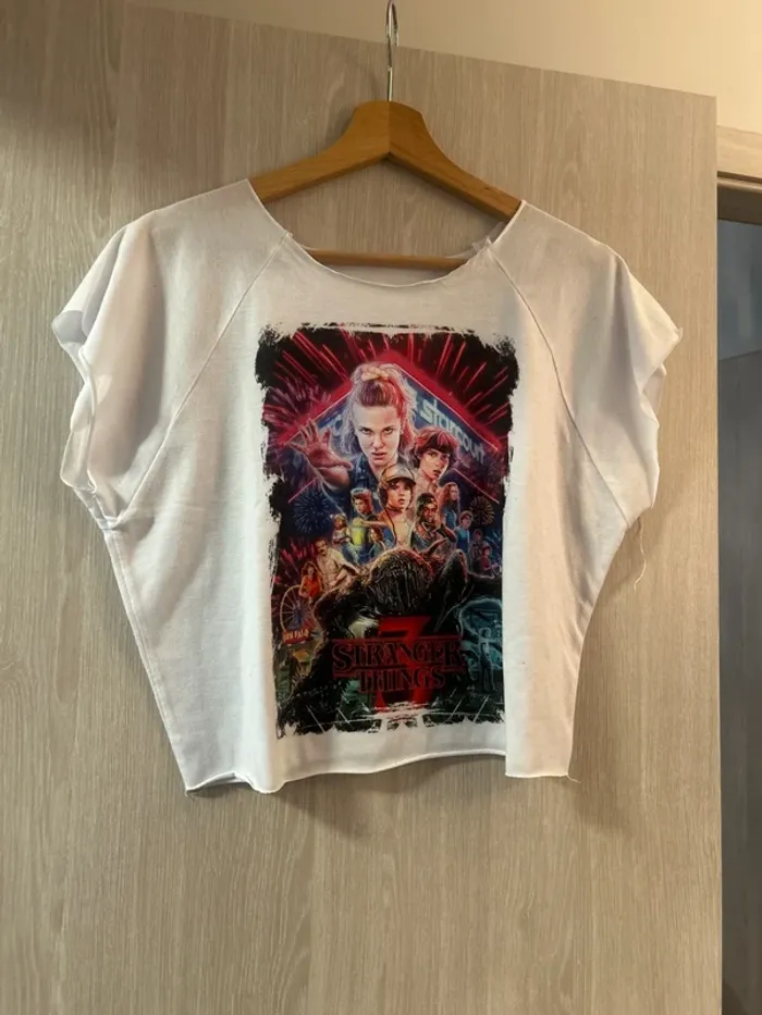 T shirt court taille unique Stranger Things