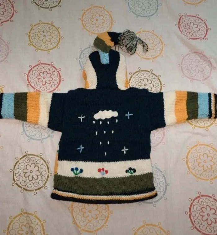 Jolie veste polaire zippée à capuche 12 mois Razandina NEUVE - photo numéro 2