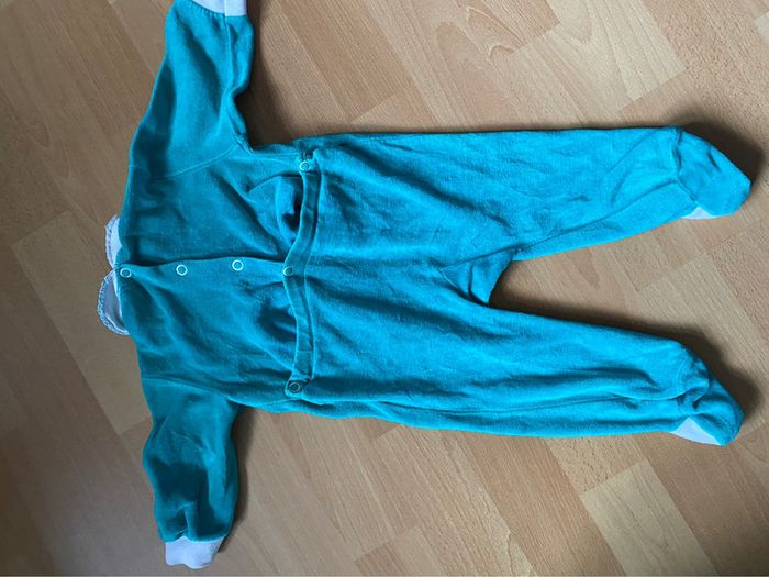 Pyjama vert Taille 6 mois - photo numéro 2