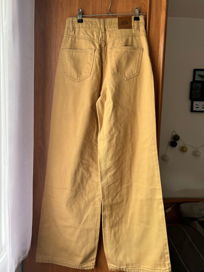 Jean jambes larges moutarde Jennyfer taille 34-XS - photo numéro 2