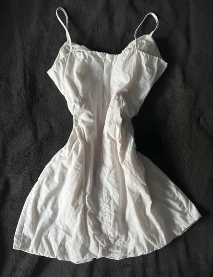 Robe blanche - photo numéro 3