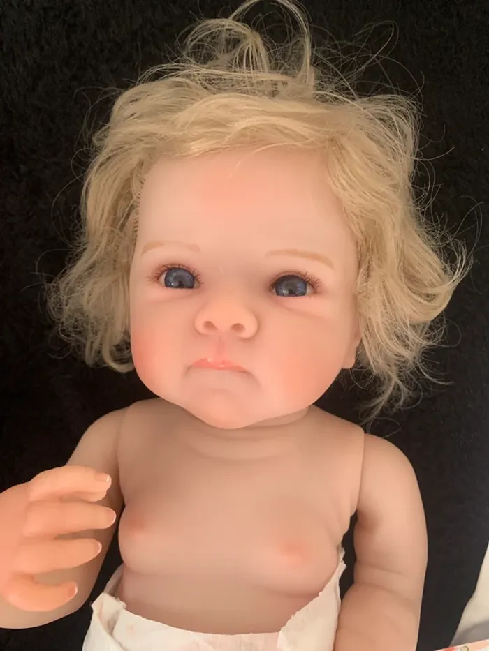 Bébé Reborn réaliste de 48 cm en vinyle souple - photo numéro 2