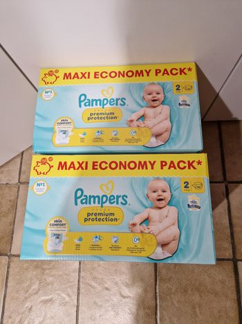 234 couches Pampers premium protection taille 2