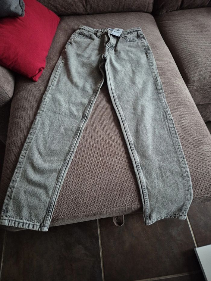 Jean neuf jennyfer coupe mom