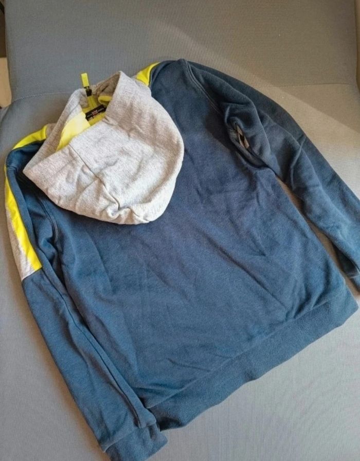 Sweat zippé à capuche - photo numéro 6