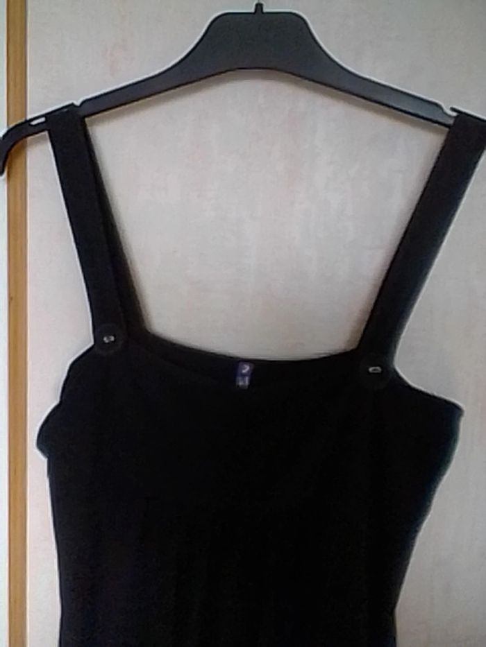 Haut/ t shirt taille 2 - photo numéro 3